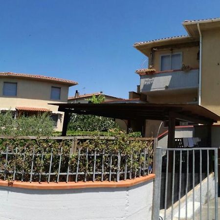Vada Zona Residenziale A 300 Mt Dal Mare Da 6 A 8 Posti Letto Villa Kültér fotó