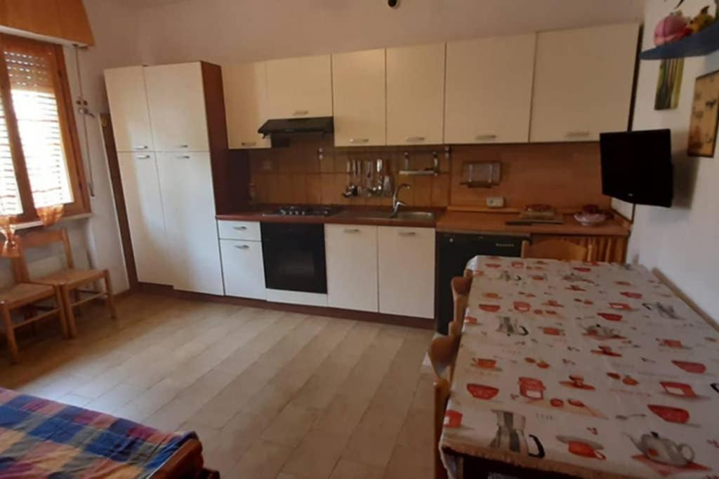 Vada Zona Residenziale A 300 Mt Dal Mare Da 6 A 8 Posti Letto Villa Kültér fotó